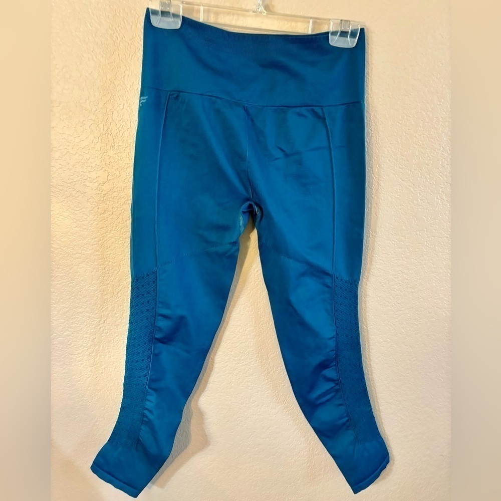 Sale! NWT Fabletics Leggings M Dark Teal Sync High-Waisted 7/8 length Perforated - Picture 8 of 16